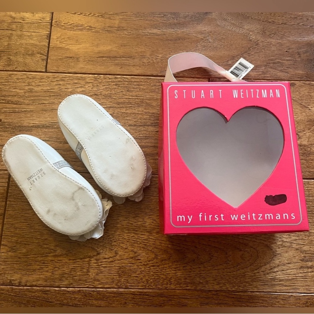 Stuart Weitzman “My First Weitzman” White Floral Baby Shoes